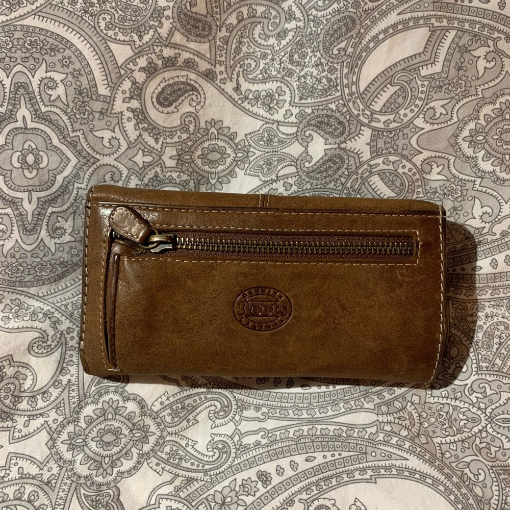 Roots Trifold Tribe Wallet 100% Genuine Leather - Picture 5 of 16